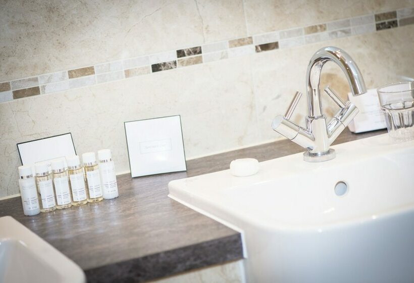 اتاق استاندارد سه نفره, Columba Hotel Inverness By Compass Hospitality