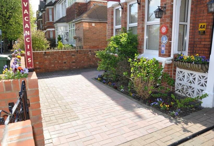 اتاق استاندارد یک نفره, Chandos Premier Folkestone
