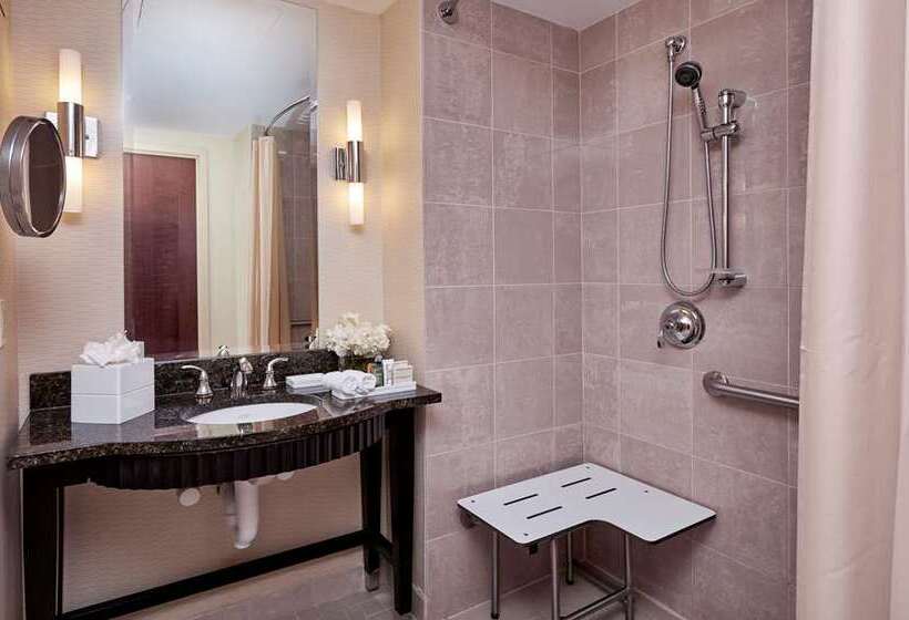 اتاق استاندارد, Hilton Edinburgh Carlton