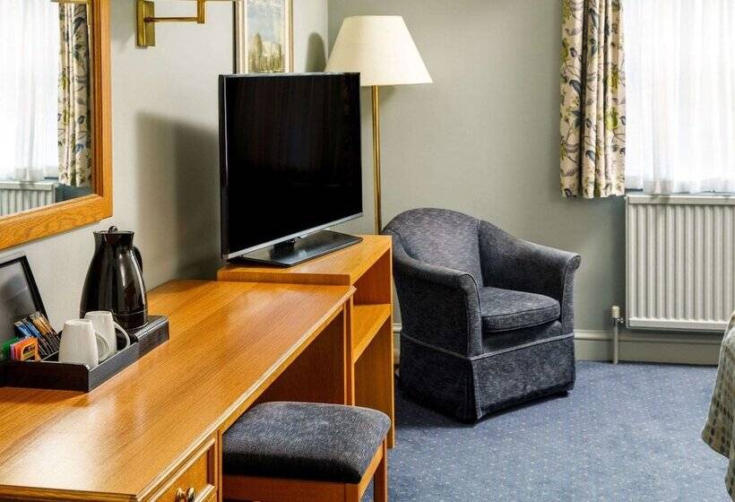 Classic Family Room, Mercure Bristol North The Grange