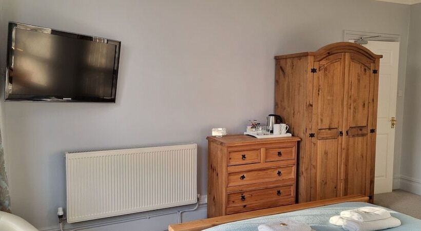 اتاق لوکس با چشمانداز دریا, Rowcroft Lodge