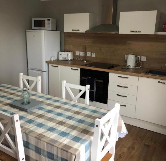 آپارتمان 1 خوابه با چشم‌انداز دریا, Sinclair Bay Apartments