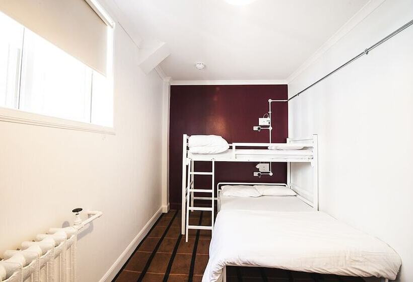 3-Bett-Standardzimmer, Safestay Glasgow Charing Cross