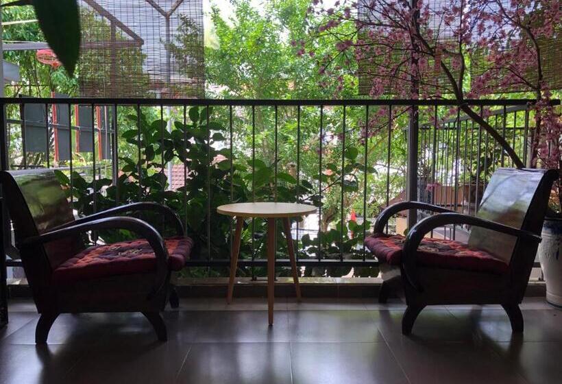اتاق خانوادگی, Q  Homestay Garden Villa