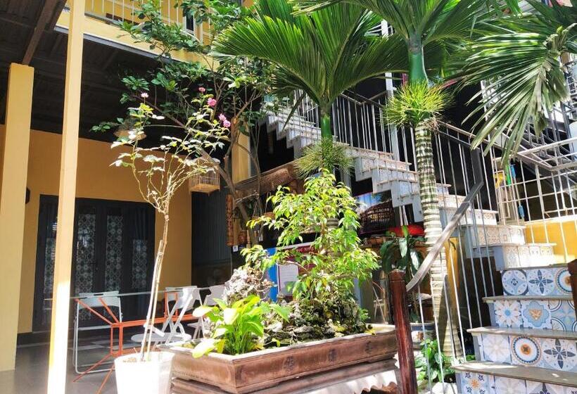 کلبه ییلاقی, Q  Homestay Garden Villa