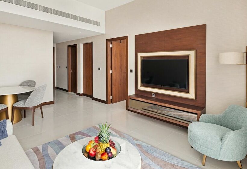 اتاق پرمیوم, Holiday Inn Dubai Al Maktoum Airport, An Ihg