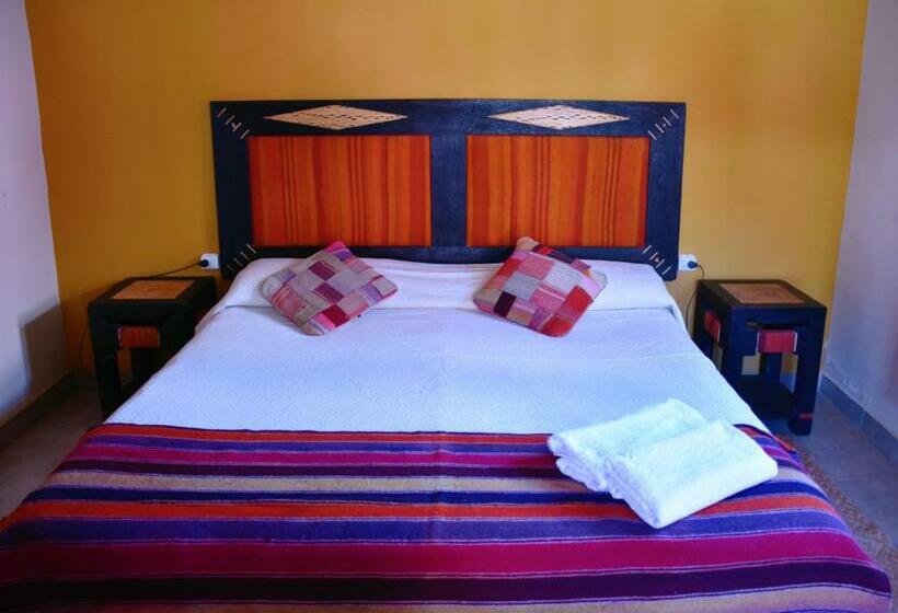 اتاق استاندارد, Hostal Paseo De Los Colorados