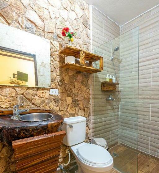 اتاق استاندارد, Vista De águilas Ecolodge