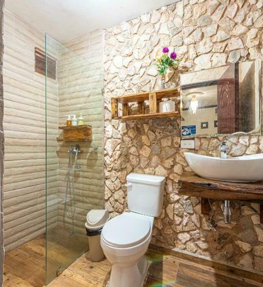 اتاق استاندارد سه نفره, Vista De águilas Ecolodge