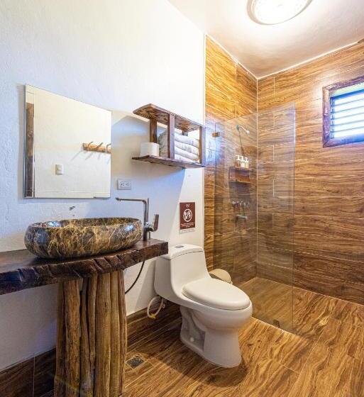 اتاق استاندارد, Vista De águilas Ecolodge