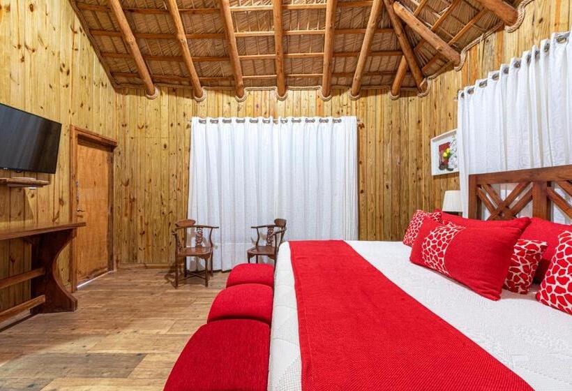 سوییت سوپریور, Vista De águilas Ecolodge