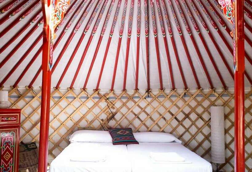 بانگلوی لوکس, Wakana Lake Glamping
