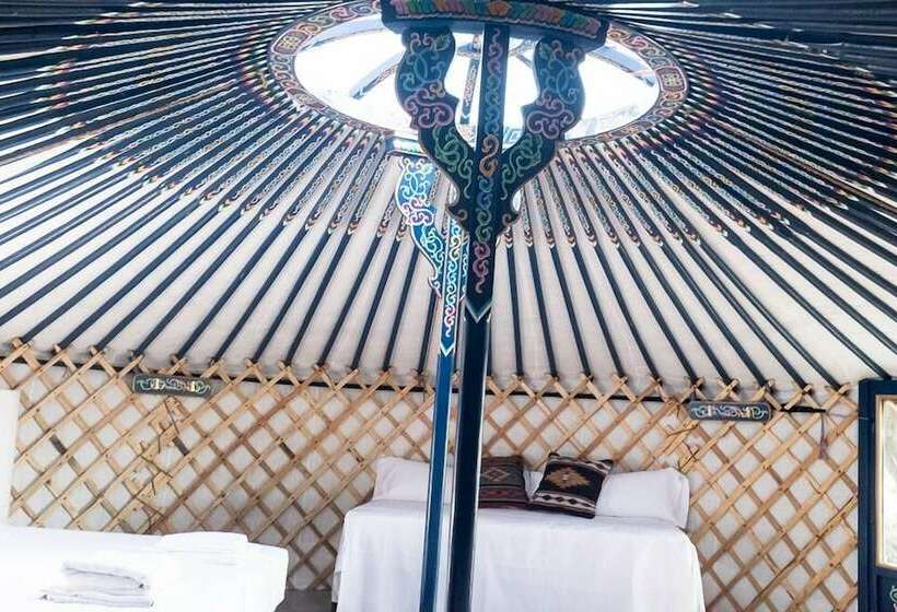 بانگلوی لوکس, Wakana Lake Glamping