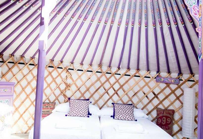 بانگلوی لوکس, Wakana Lake Glamping
