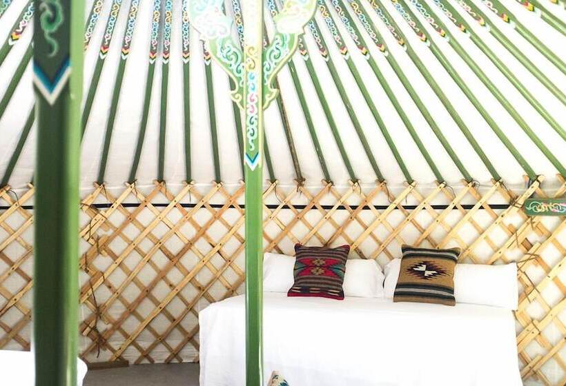 بانگلوی لوکس, Wakana Lake Glamping