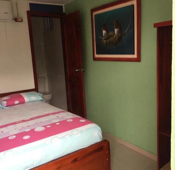 اتاق استاندارد, Hostal Sarai