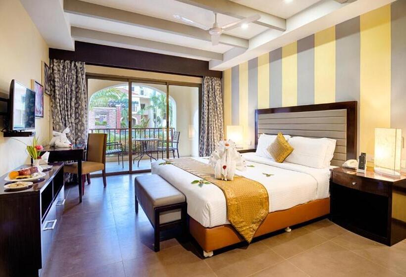 سوییت جونیور با چشم‌انداز استخر, Grand Serenaa Hotel And Resorts