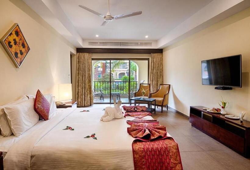 سوییت با چشم‌انداز استخر, Grand Serenaa Hotel And Resorts