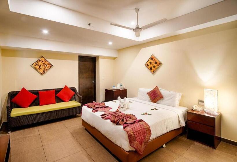 سوییت با چشم‌انداز استخر, Grand Serenaa Hotel And Resorts