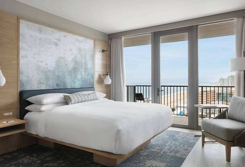 اتاق استاندارد با تخت دوبل و چشم‌انداز دریا, Marriott Virginia Beach Oceanfront Resort
