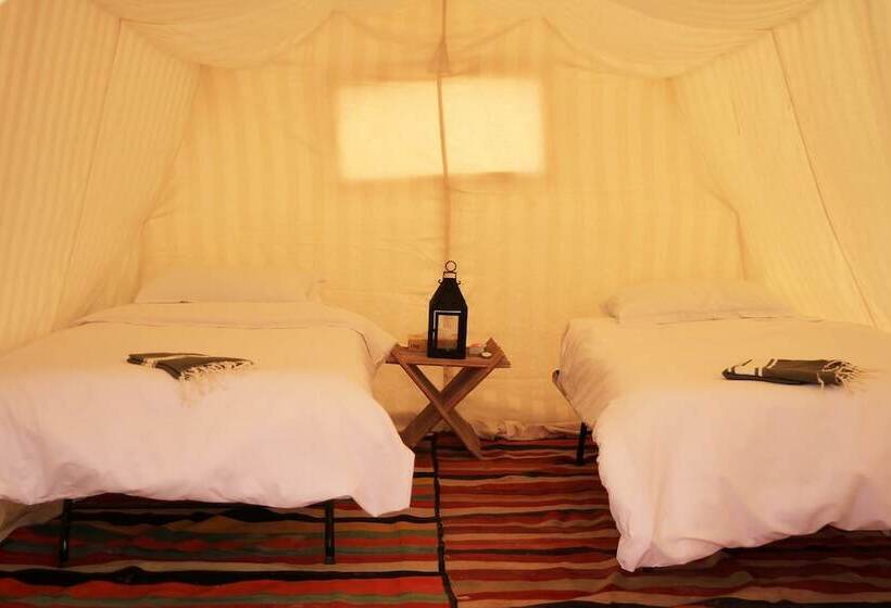 چادر با خدمات رفاهی لوکس, Saharansky Luxury Camp