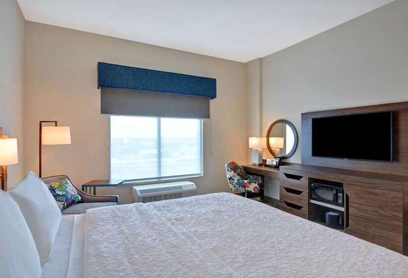 اتاق استاندارد, Hampton Inn & Suites Conway