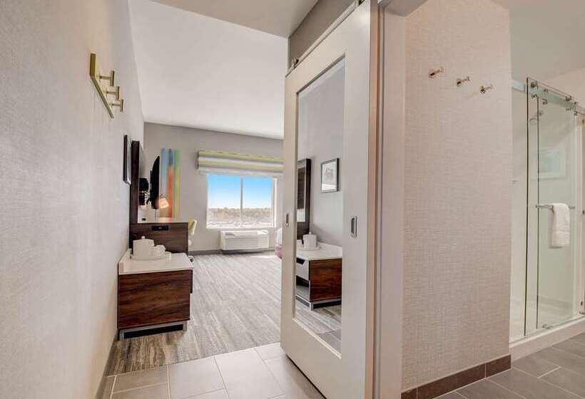 اتاق استاندارد, Hampton Inn & Suites Conway