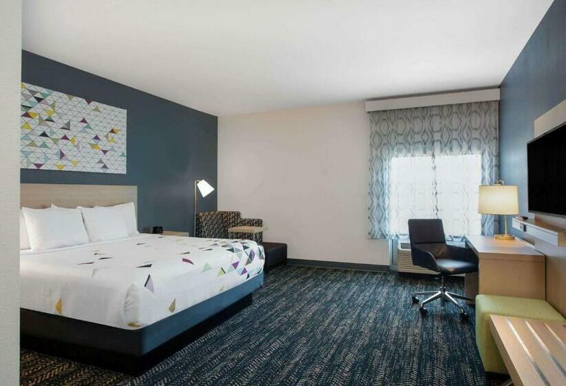 Deluxe Suite King Bed, La Quinta Inn & Suites By Wyndham Manassas, Va  Dulles Airport