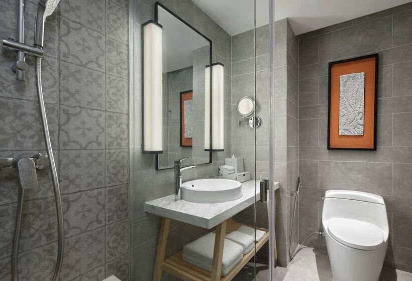 اتاق استاندارد با 2 تخت دوبل, Four Points By Sheraton Phuket Patong Beach Resort