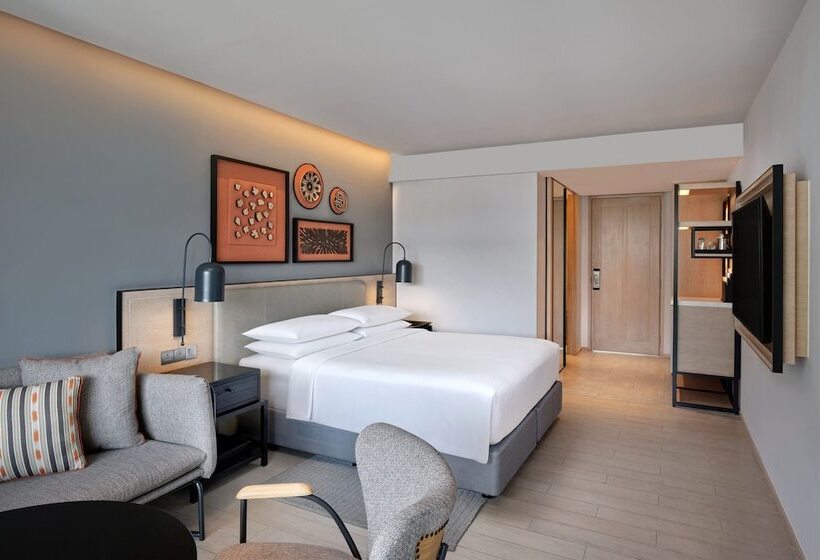اتاق استاندارد با تخت دوبل, Four Points By Sheraton Phuket Patong Beach Resort