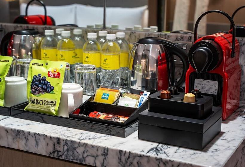 اتاق پرمیوم با چشم‌انداز دریا, Holiday Inn Johor Bahru City Centre By Ihg
