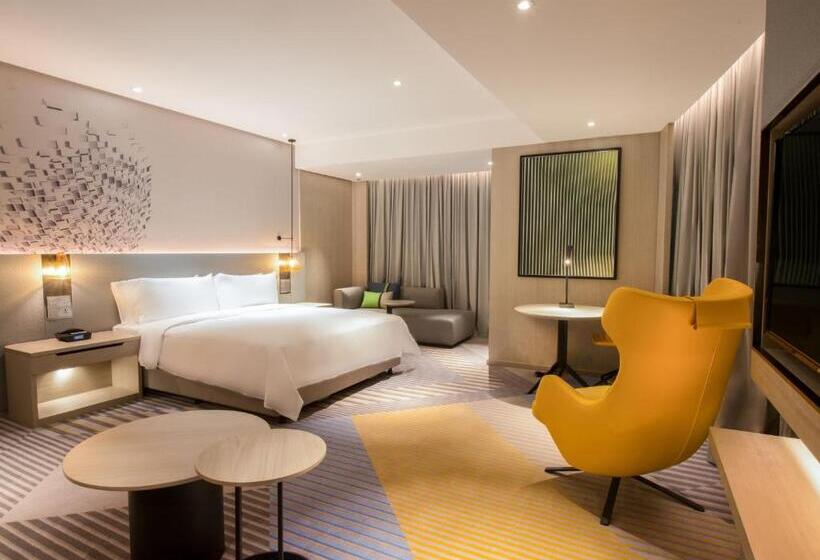 مجموعه ویستا شهر, Holiday Inn Johor Bahru City Centre By Ihg