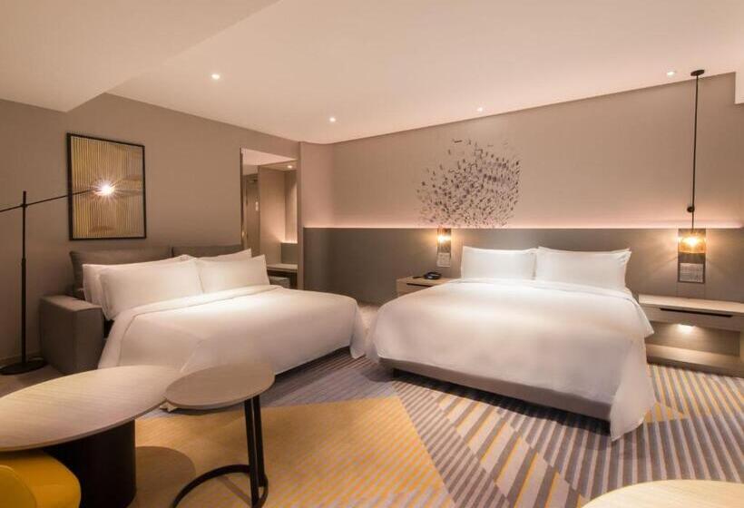 سوئیت با تخت بزرگ, Holiday Inn Johor Bahru City Centre By Ihg