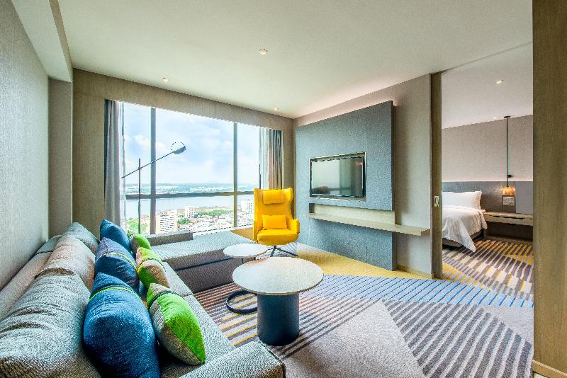 سوئیت با تخت بزرگ, Holiday Inn Johor Bahru City Centre By Ihg