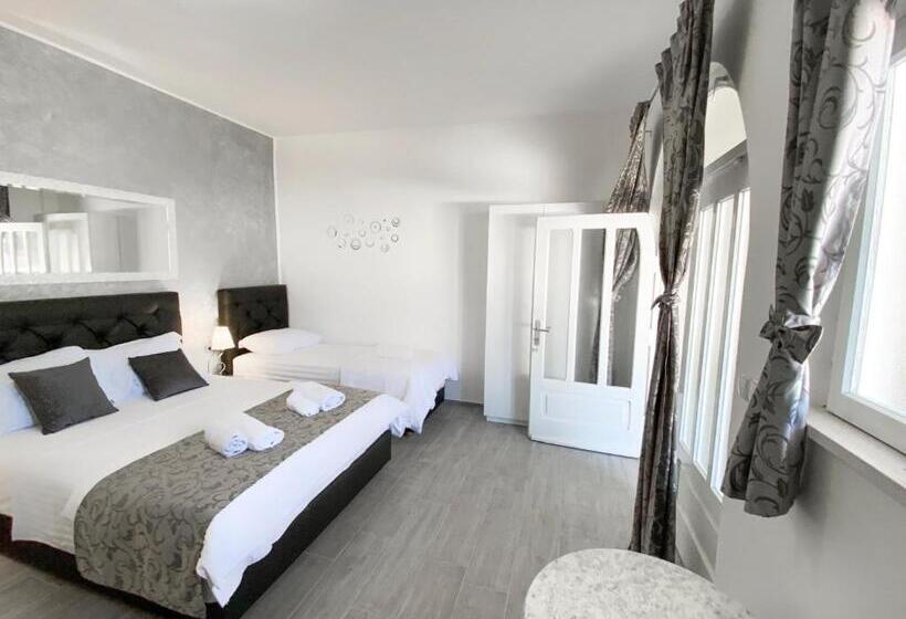 استودیو استاندارد با تراس, Apartmani Daša Tučepi