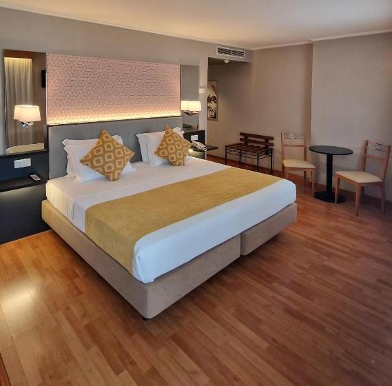 Superior Room, 3k Madrid