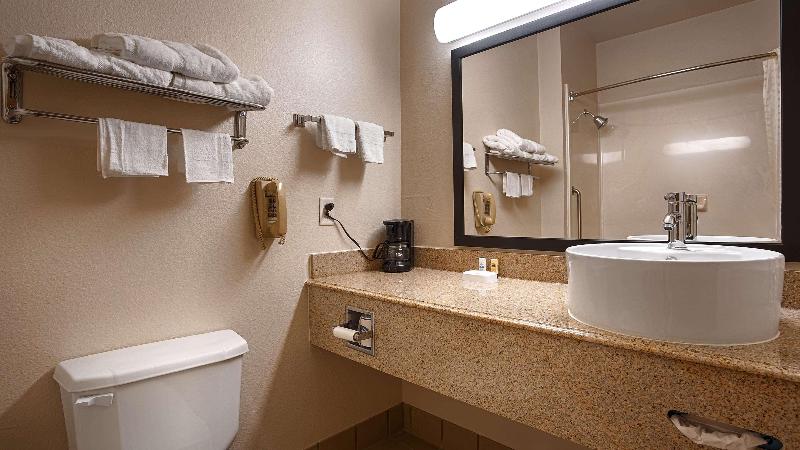 اتاق استاندارد با تخت بزرگ, Best Western Northwest Inn