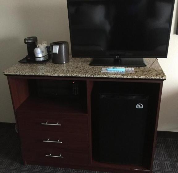 سوئیت با تخت بزرگ, Best Western Plus Gateway Inn & Suites   Aurora