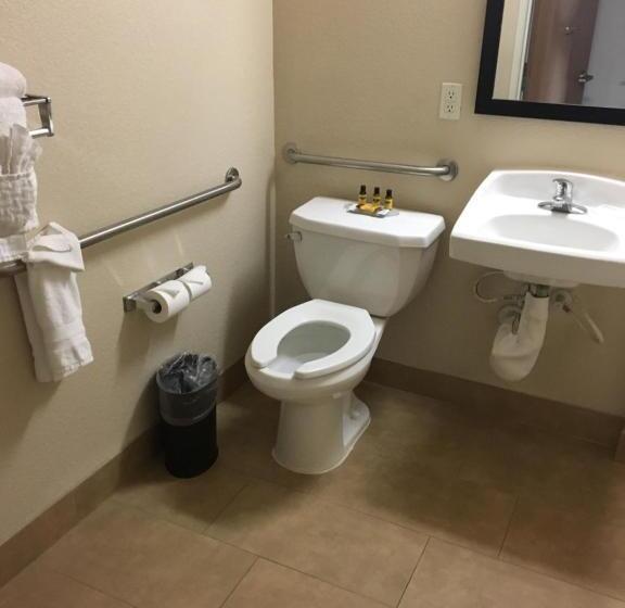 اتاق استاندارد برای معلولان, Best Western Plus Gateway Inn & Suites   Aurora