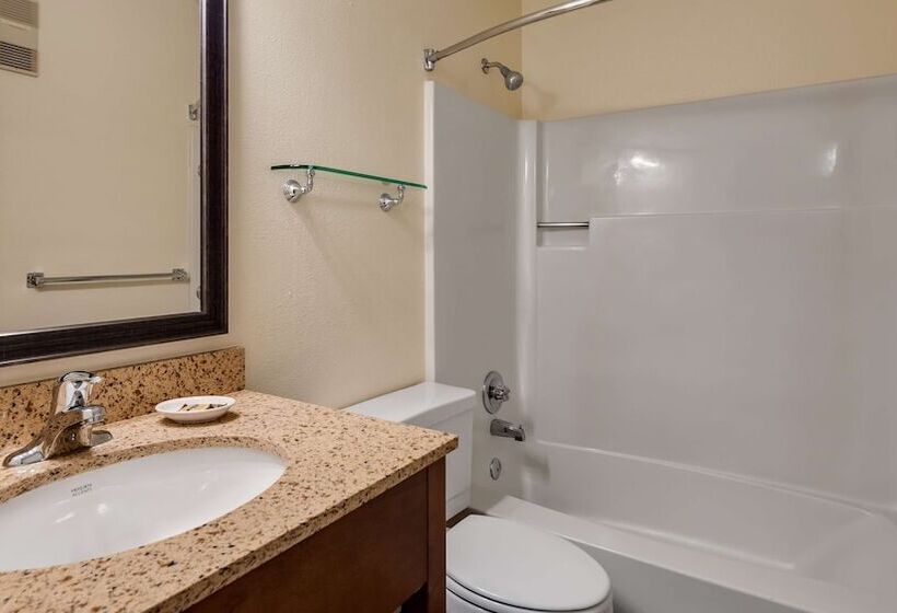 اتاق استاندارد با 2 تخت دوبل, Best Western Plus Windjammer Inn & Conference Center