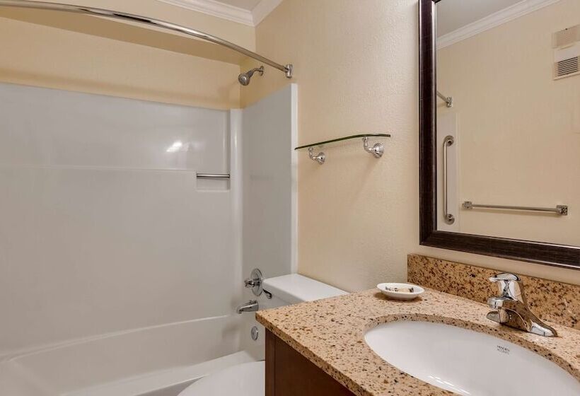 اتاق استاندارد با 2 تخت دوبل, Best Western Plus Windjammer Inn & Conference Center