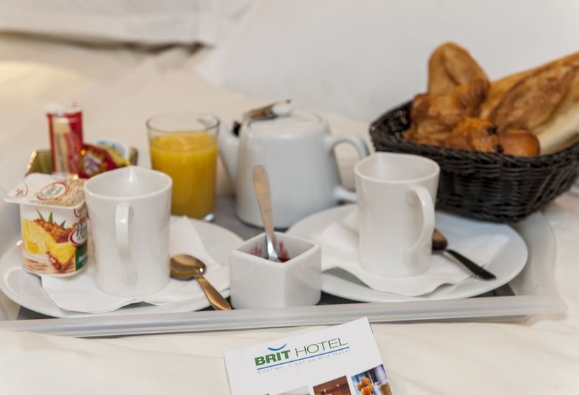 اتاق استاندارد سه نفره, Brit Hotel Avignon Sud Le Calendal
