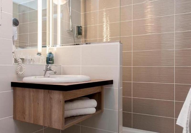 اتاق سوپریور, Brit Hotel Avignon Sud Le Calendal