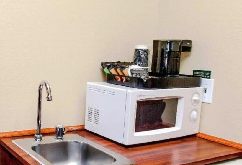 اتاق استاندارد با تخت بزرگ, Comfort Inn & Suites At I 74 And 155