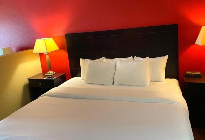 Quarto Estandar Cama King, Comfort Inn & Suites