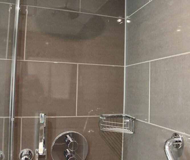 اتاق استاندارد, Doubletree By Hilton Bristol