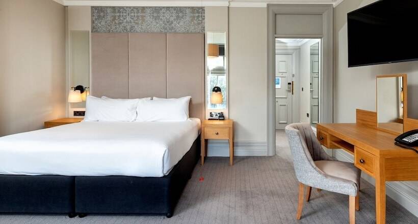 اتاق استاندارد با تخت دوبل برای معلولان, Doubletree By Hilton Harrogate Majestic  And Spa