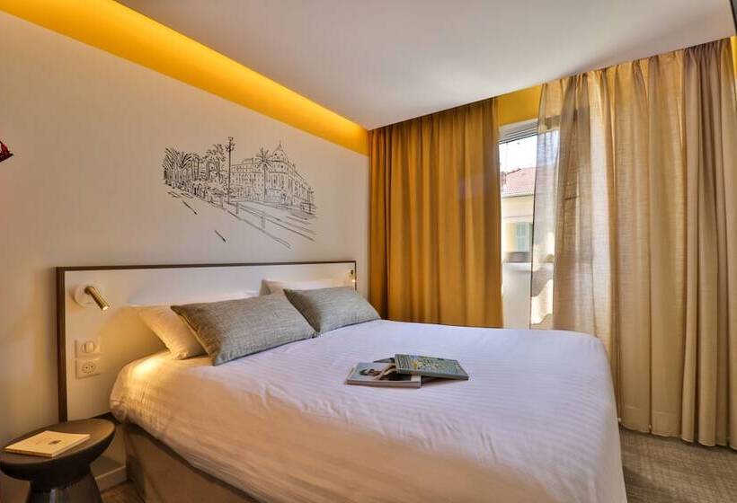 Номер Стандарт, Du Pin Nice Port