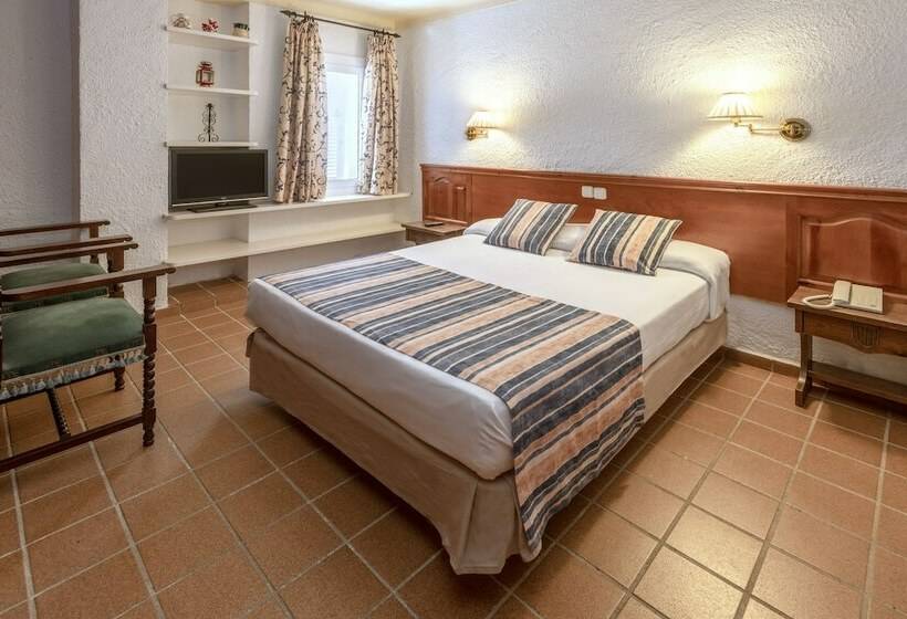 اتاق استاندارد سه نفره, Ght Neptuno Tossa & Venus Spa