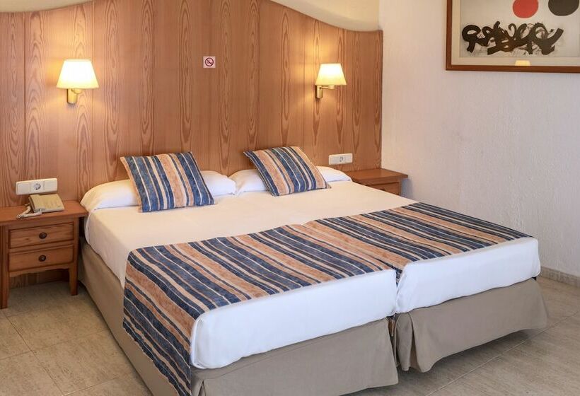 اتاق استاندارد سه نفره, Ght Neptuno Tossa & Venus Spa